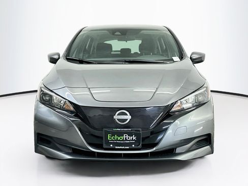 Used 2025 Nissan Leaf S FWD image 2