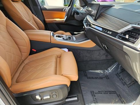 Certified 2024 BMW X5 xDrive40i w/ Premium Package image 19