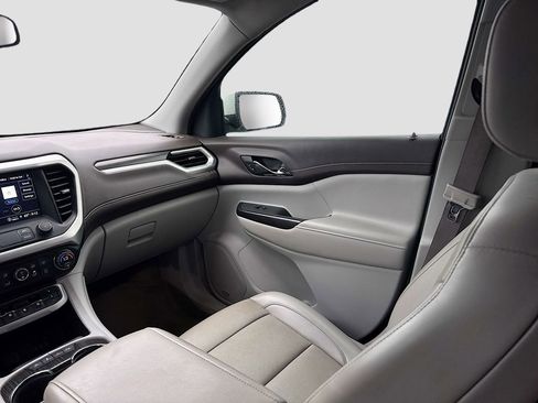 Used 2021 GMC Acadia SLT w/ Technology Package image 19