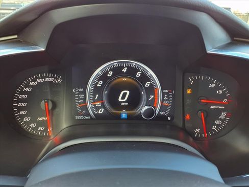 Used 2015 Chevrolet Corvette Z06 w/ 2LZ Preferred Equipment Group image 33