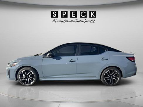 New 2025 Nissan Sentra SR w/ SR Premium Package image 2
