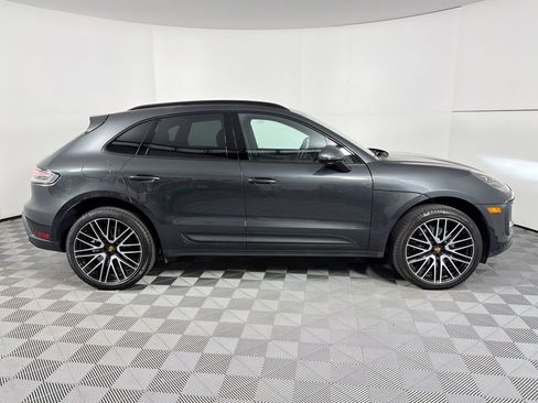 Certified 2026 Porsche Macan image 8