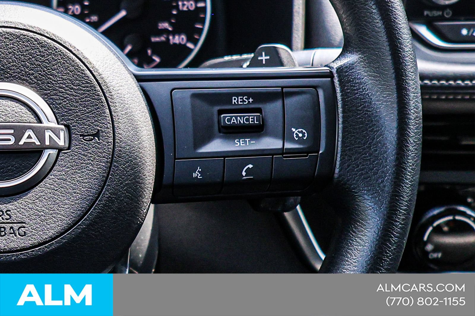 Used 2024 Nissan Rogue S AWD/4WD image 27