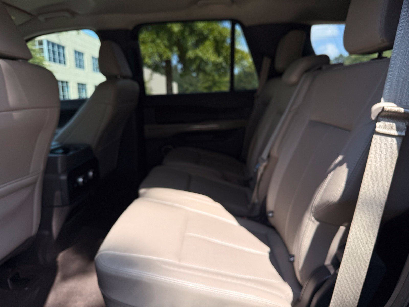 Used 2021 Ford Expedition XLT RWD image 37