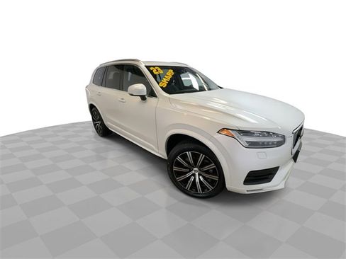 Used 2023 Volvo XC90 B5 Core w/ Climate Package image 2