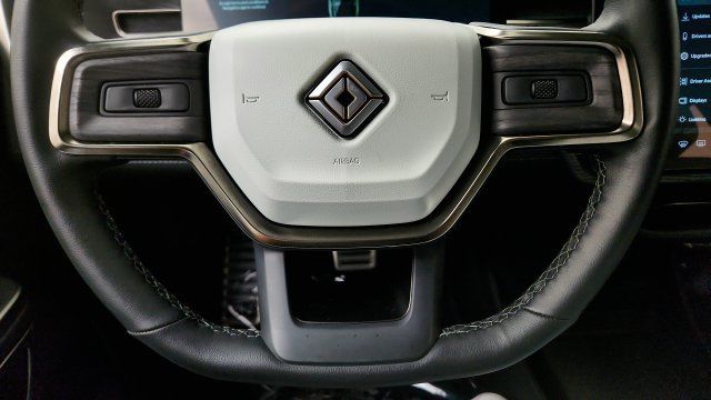 Used 2023 Rivian R1S Adventure Quad AWD/4WD image 61