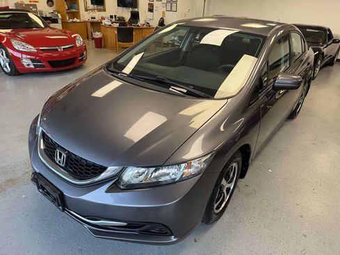 Used 2015 Honda Civic SE image 8