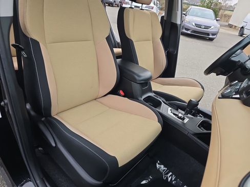 Used 2017 Toyota RAV4 XLE image 14