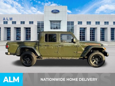 Used 2023 Jeep Gladiator Mojave w/ Cold Weather Group image 4