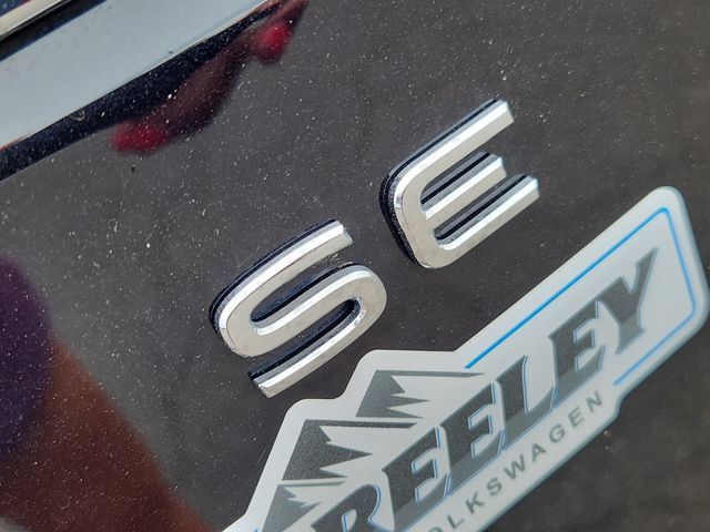 Certified 2025 Volkswagen Atlas SE AWD/4WD image 12