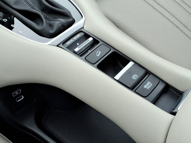 Used 2026 Honda HR-V EX-L image 28
