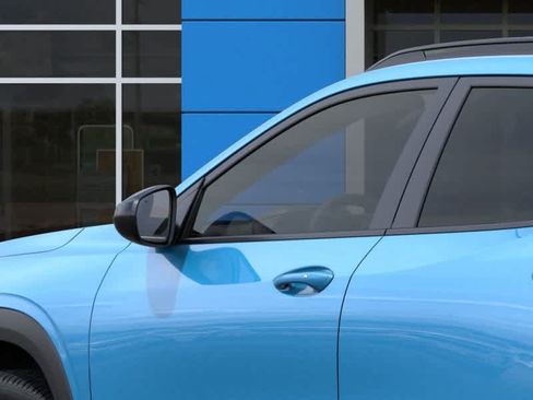 New 2026 Chevrolet Trax RS w/ Sunroof Package FWD image 12