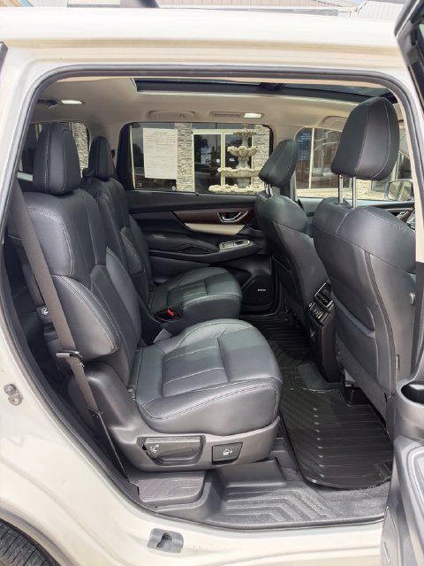 Used 2022 Subaru Ascent Touring AWD/4WD image 24