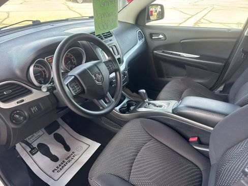 Used 2013 Dodge Journey SXT w/ Flexible Seating Group FWD image 19