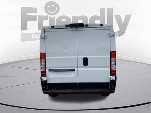 Used 2025 RAM ProMaster 2500 w/ Quick Order Package 22G SLT FWD image 6