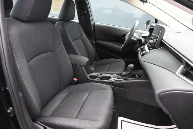 Used 2026 Toyota Corolla LE FWD image 31