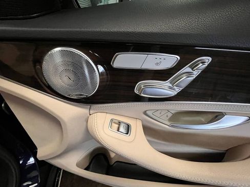 Used 2015 Mercedes-Benz C 300 Sedan w/ Multimedia Package image 43