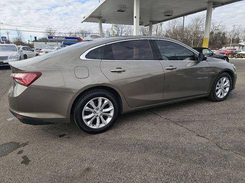 Used 2020 Chevrolet Malibu LT FWD image 16