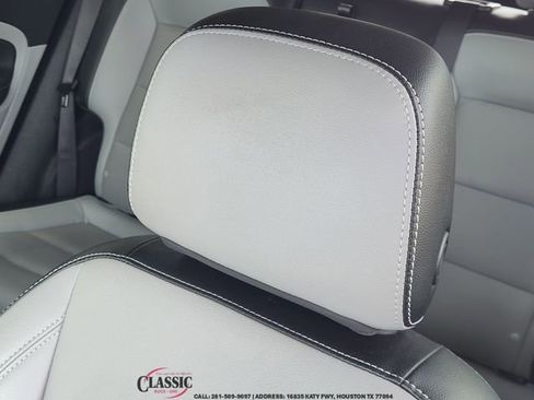Used 2024 GMC Terrain SLT FWD image 26