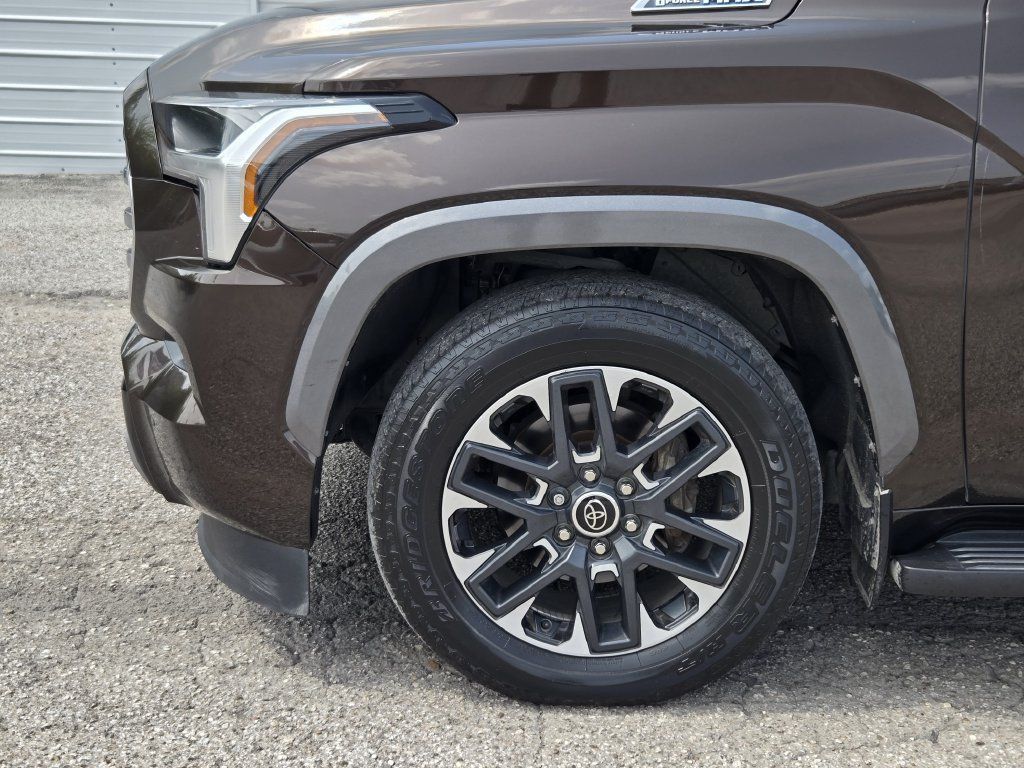 Used 2023 Toyota Sequoia Limited AWD/4WD image 9