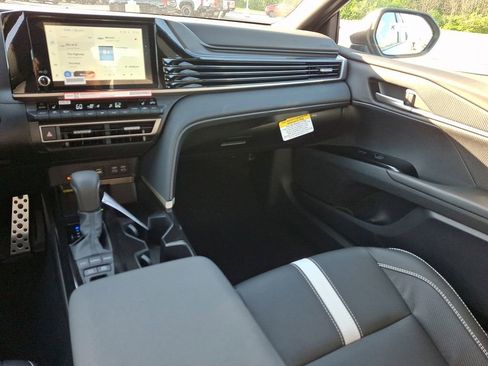 New 2026 Toyota Camry SE FWD image 12