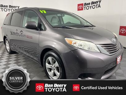 Certified 2017 Toyota Sienna LE