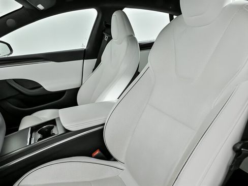 Used 2022 Tesla Model S Plaid image 20