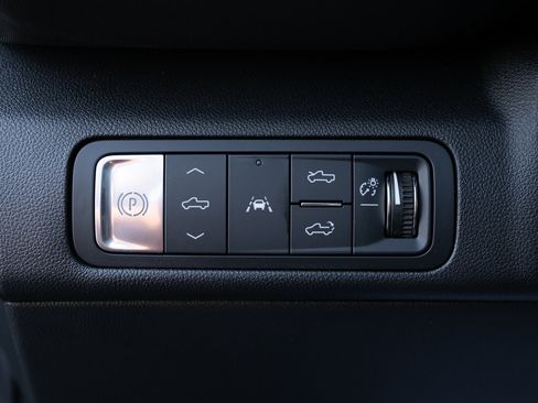 Used 2024 Chevrolet Silverado EV RST image 27