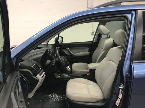 Used 2018 Subaru Forester 2.5i Premium image 12