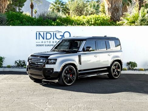 Used 2023 Land Rover Defender 110 X image 1