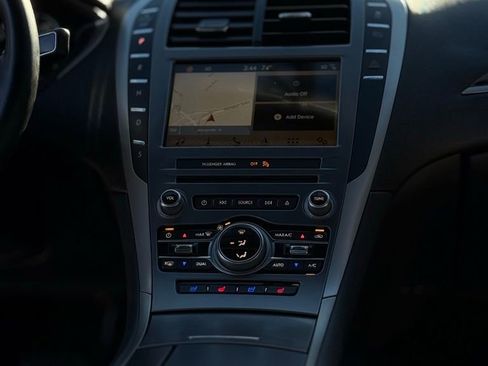 Used 2018 Lincoln MKZ Reserve image 16