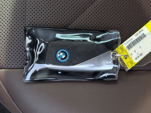 Used 2024 BMW iX xDrive50 w/ Sport Package image 35