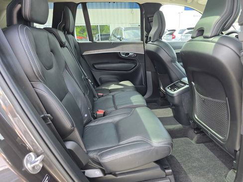 Certified 2023 Volvo XC90 B6 Ultimate w/ Lounge Package AWD/4WD image 12