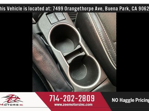 Used 2015 Toyota Corolla S FWD image 41