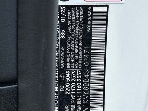 Certified 2025 Mercedes-Benz SL 63 AMG 4MATIC image 33