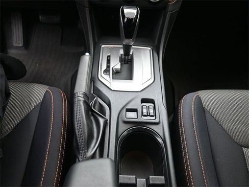 Used 2020 Subaru Crosstrek 2.0i Premium w/ Moonroof Package 2 image 15