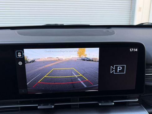 Used 2025 Hyundai Kona SEL image 17