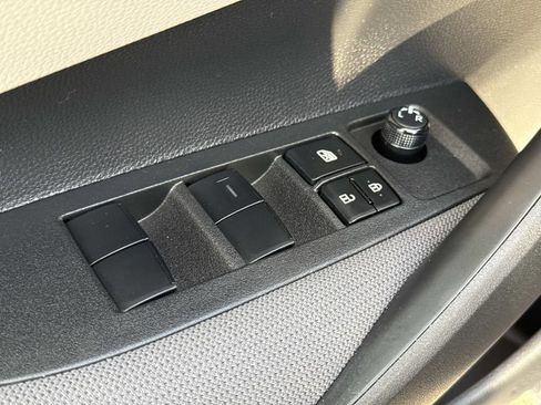 Used 2026 Toyota Corolla LE image 20