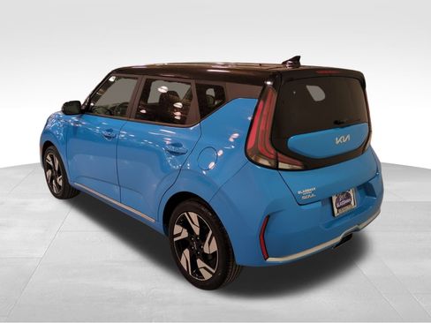 Certified 2023 Kia Soul GT-Line image 6