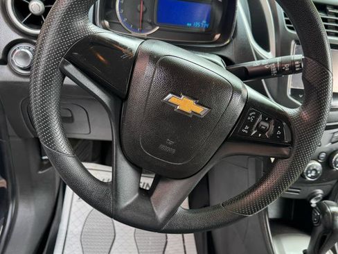 Used 2016 Chevrolet Trax LS AWD/4WD image 8