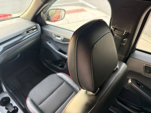 Used 2023 Ford Escape ST-Line w/ Tech Pack #1 FWD image 18