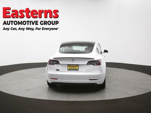Used 2019 Tesla Model 3 Long Range AWD/4WD image 32