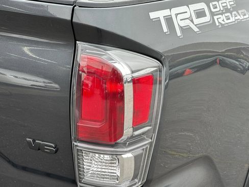 Certified 2021 Toyota Tacoma TRD Off-Road w/ Technology Package RWD image 26