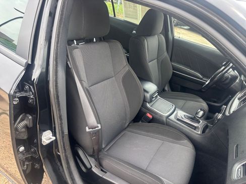 Used 2022 Dodge Charger SXT RWD image 37