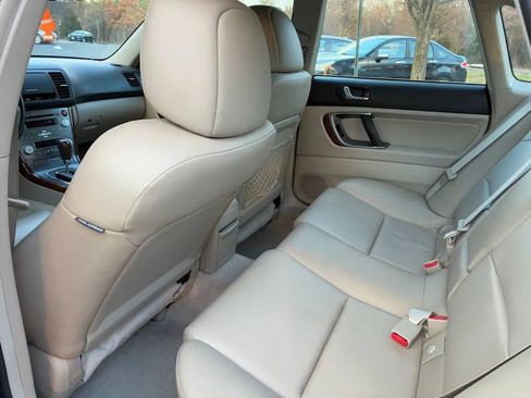 Used 2007 Subaru Legacy 2.5i Limited image 19