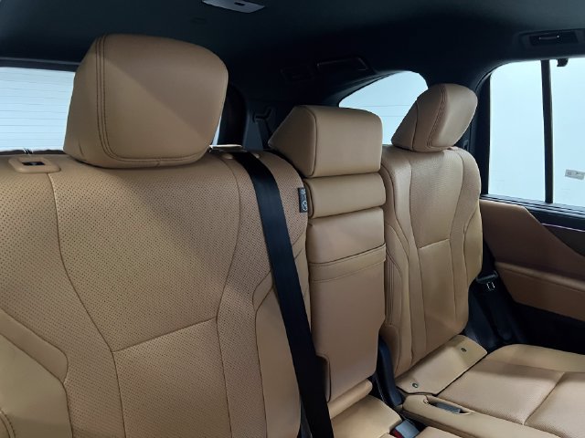 Certified 2025 Lexus LX 600 4WD w/ Accessory Package (2T) image 13