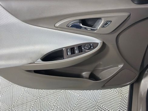 Used 2023 Chevrolet Malibu LT image 12