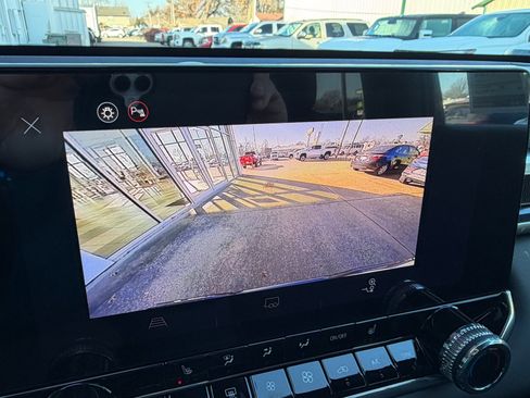 New 2026 GMC Canyon Elevation w/ Convenience Package image 13