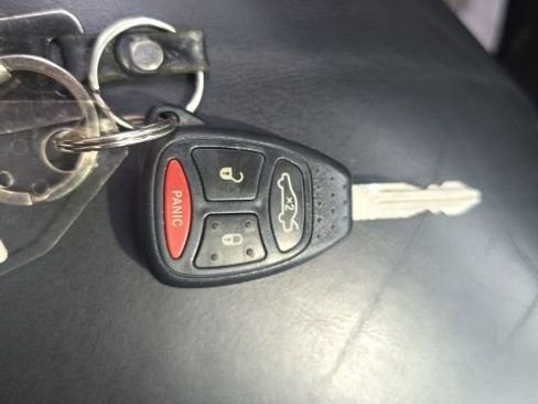 Used 2006 Chrysler 300 SRT8 w/ SRT Option Group II RWD image 26