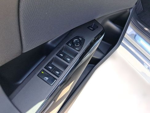 Used 2026 BMW X3 xDrive30 w/ M Sport Package image 11